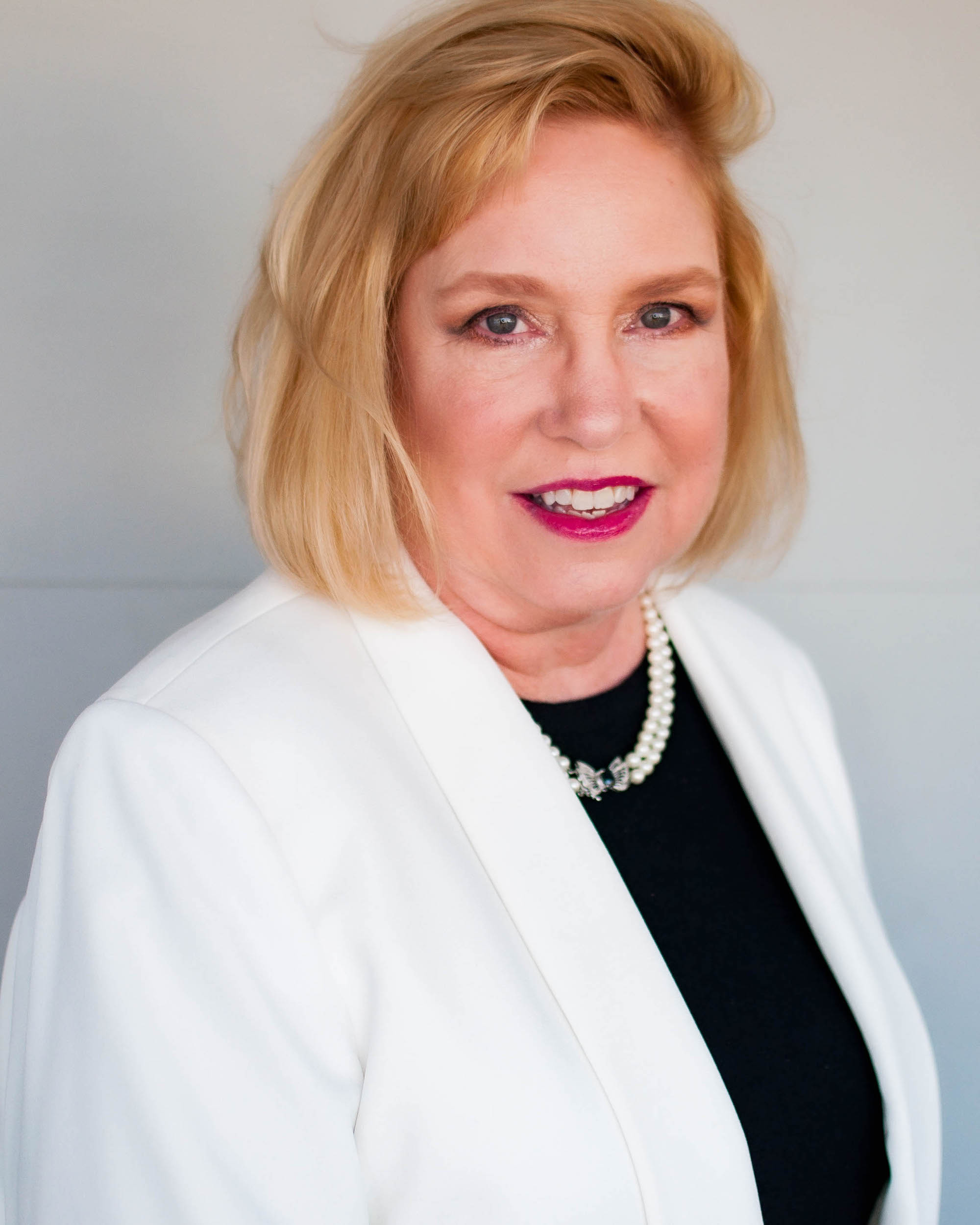 Cathy Markey Headshot